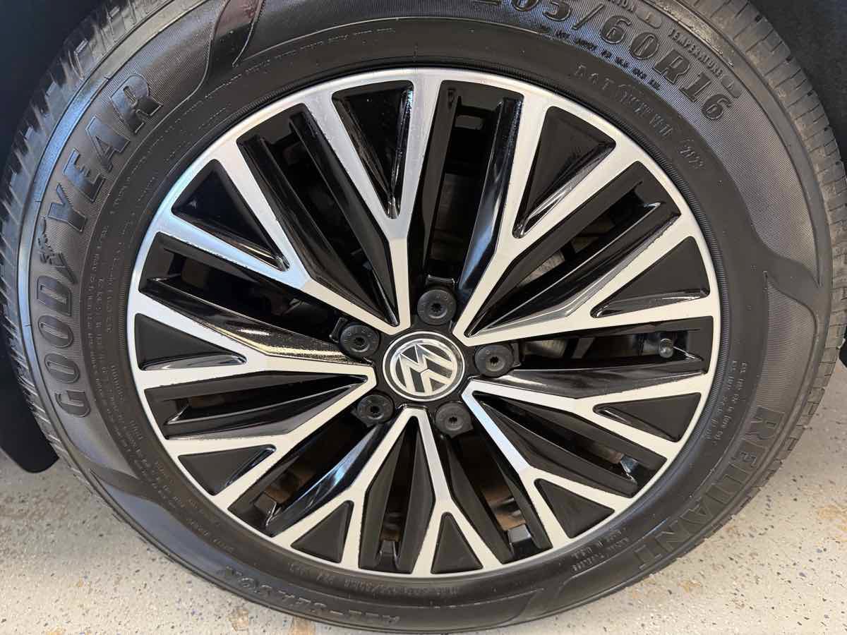 Used 2019 Volkswagen Jetta SE FWD image 25