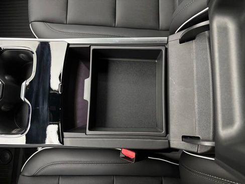 New 2026 Buick Enclave Preferred w/ Power Package FWD image 32