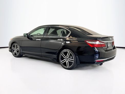Used 2016 Honda Accord Sport image 3