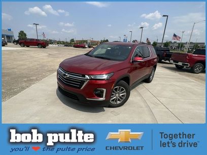 Used 2023 Chevrolet Traverse LT