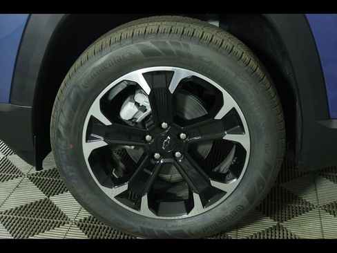 New 2026 Chevrolet Equinox LT w/ Safety and Technology Package AWD/4WD image 14