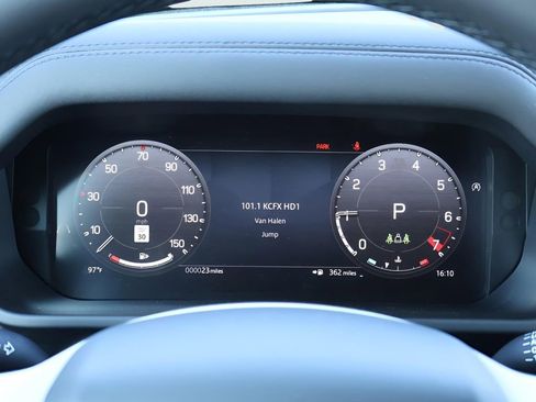 New 2025 Land Rover Defender 110 S AWD/4WD image 28