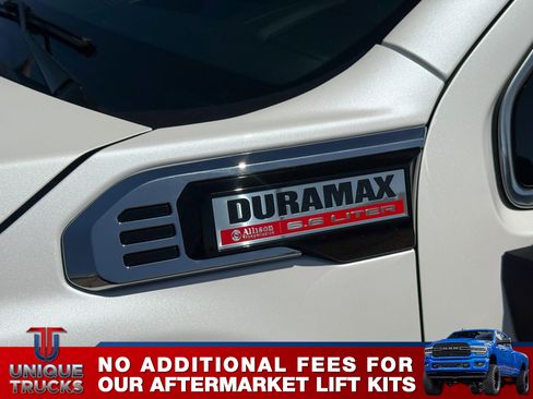 Used 2024 GMC Sierra 3500 Denali w/ Denali Reserve Package AWD/4WD image 12