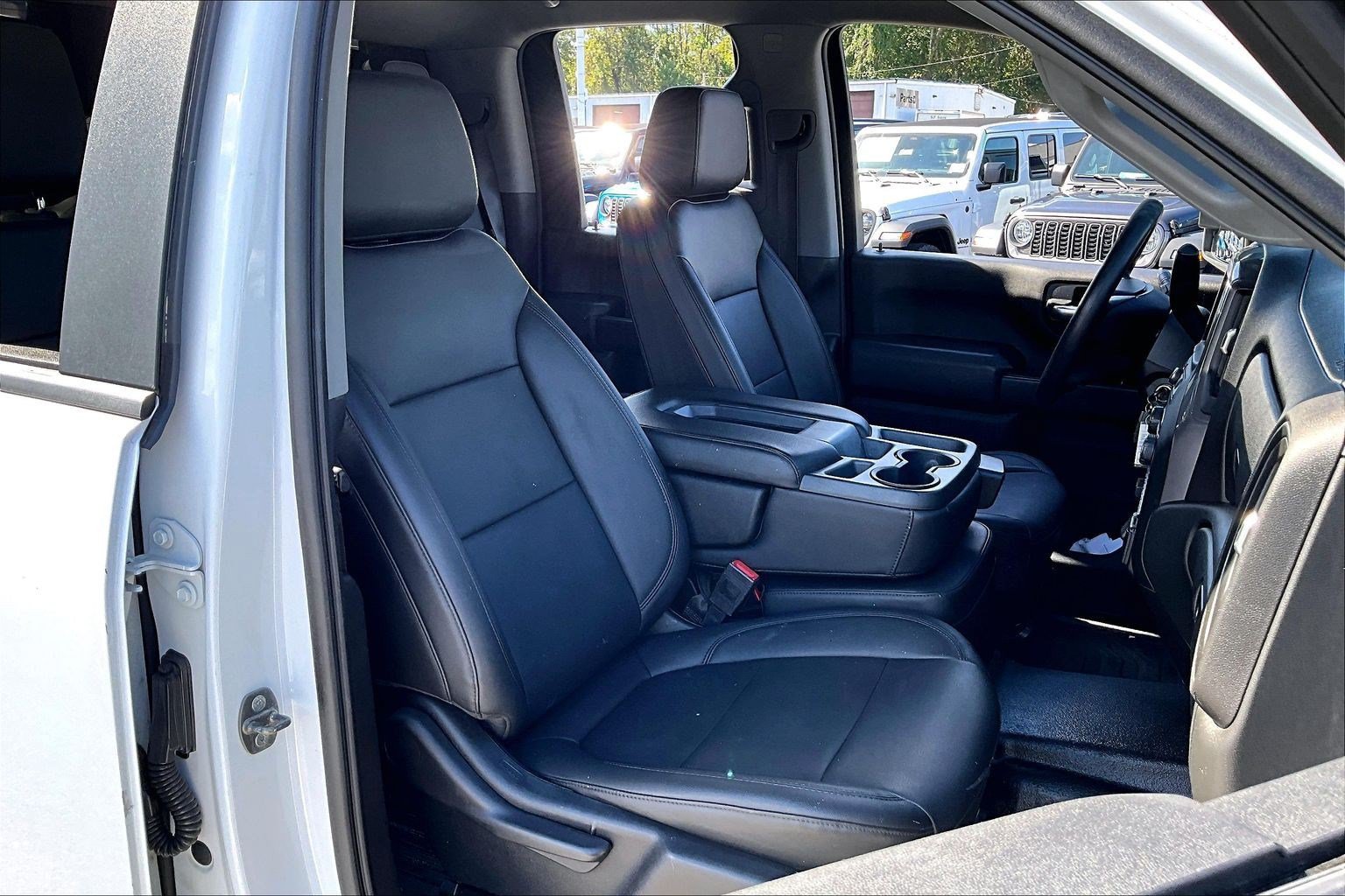 Used 2020 Chevrolet Silverado 2500 W/T w/ WT Safety Package AWD/4WD image 7