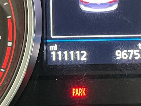 Used 2020 Volkswagen Tiguan S image 23