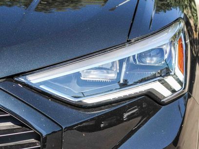 Used 2025 Audi Q3 2.0T Premium w/ Convenience Package