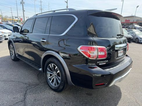 Used 2018 Nissan Armada SL w/ Moonroof Package image 3