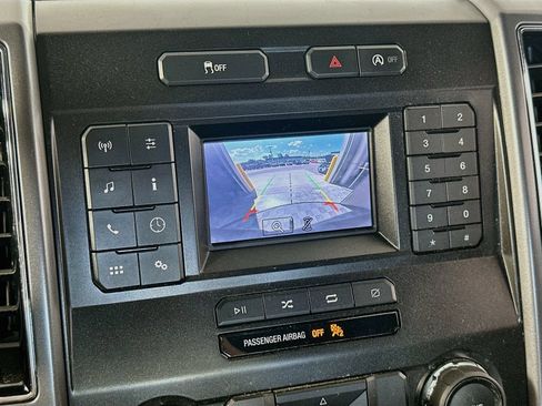 Used 2018 Ford F150 XLT AWD/4WD image 13