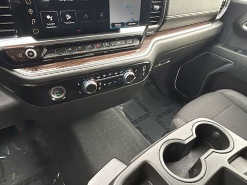 Used 2022 GMC Sierra 1500 Elevation w/ LPO, Elevation Black Package image 14