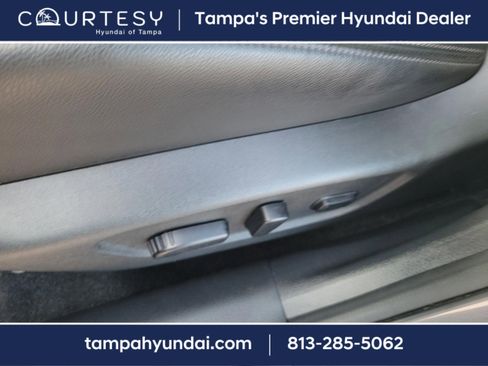 Used 2019 Nissan Rogue SL w/ Premium Package image 19