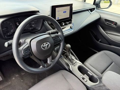 Used 2024 Toyota Corolla LE FWD image 9