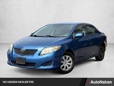 Used 2010 Toyota Corolla LE FWD image 1