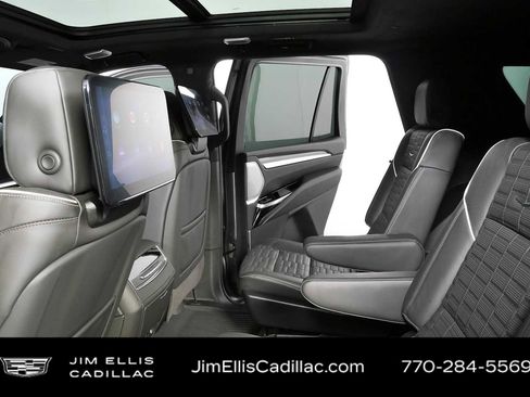 Certified 2026 Cadillac Escalade V w/ LPO, Onyx Lite Package AWD/4WD image 26
