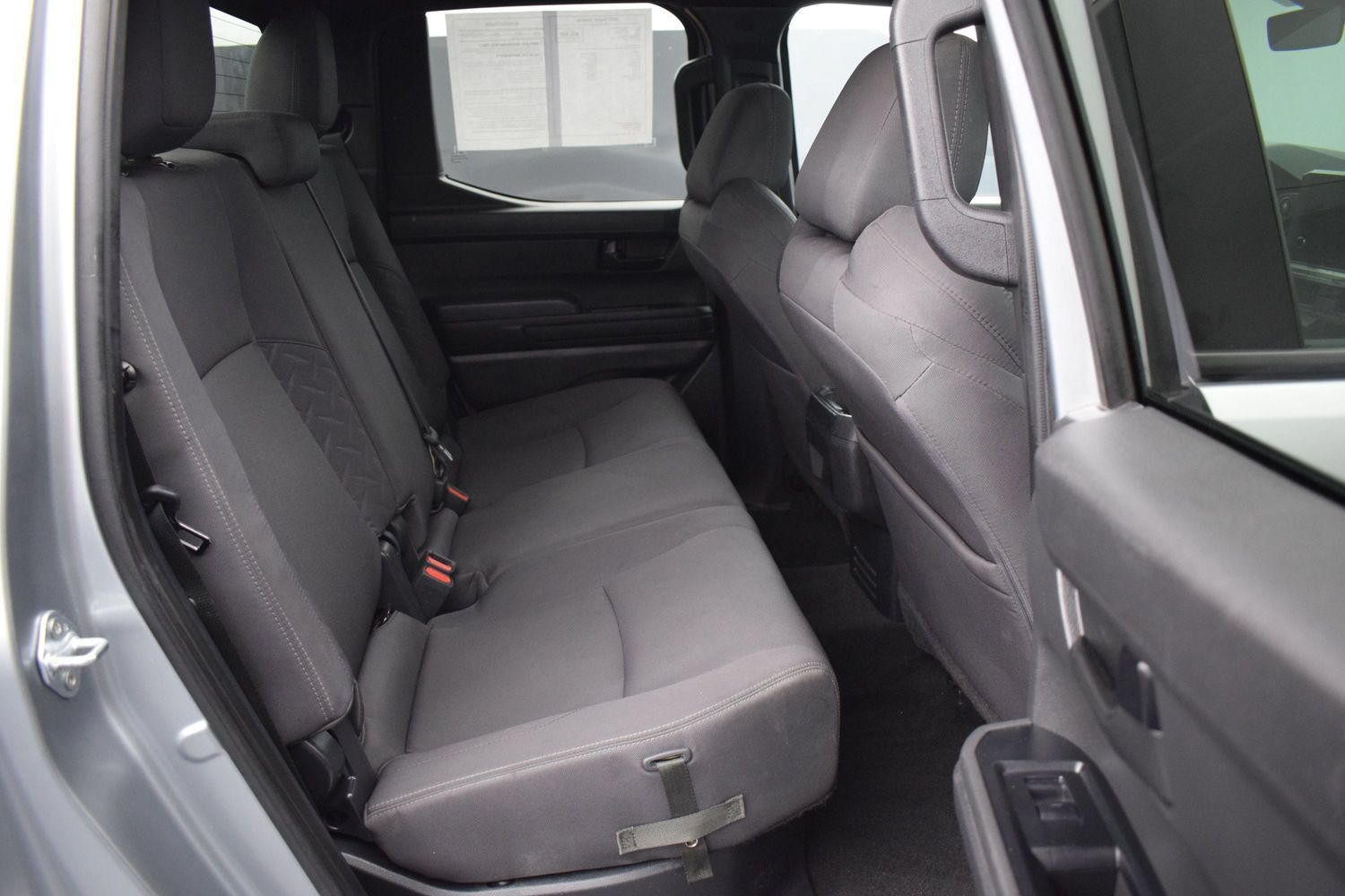 Used 2025 Toyota Tacoma SR5 AWD/4WD image 11