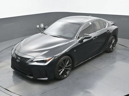 Used 2025 Lexus IS 350 F Sport RWD image 31