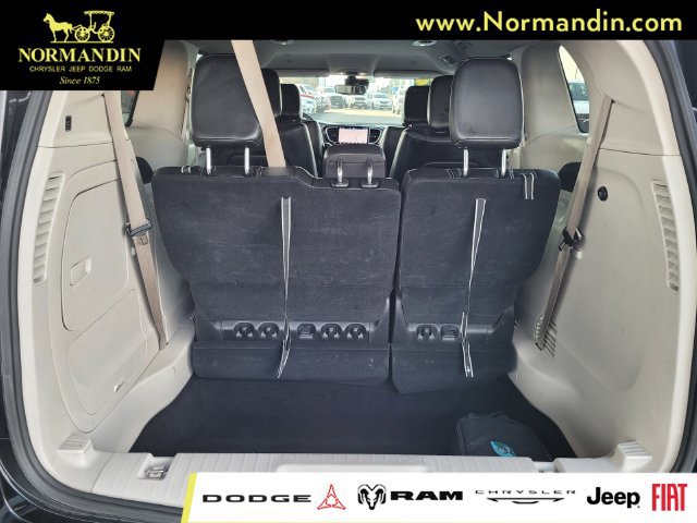Used 2024 Chrysler Pacifica Limited FWD image 19