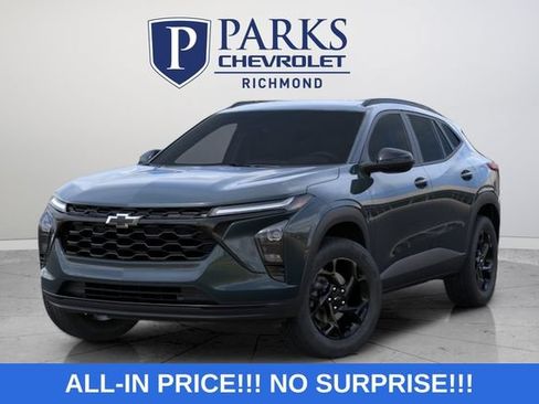 New 2026 Chevrolet Trax LT w/ Driver Confidence Package FWD image 4