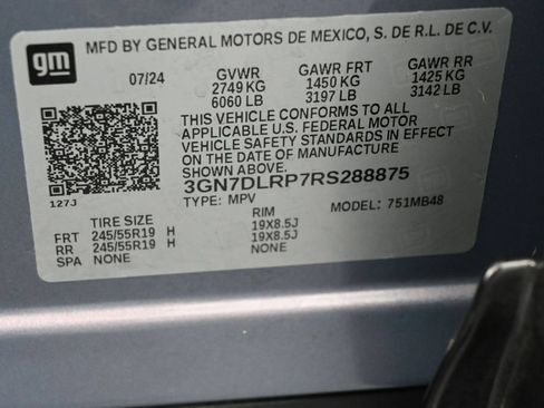 Used 2024 Chevrolet Equinox EV LT w/ Active Safety Package 3 FWD image 17