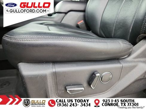 Used 2019 Ford Expedition XLT w/ Equipment Group 202A AWD/4WD image 21