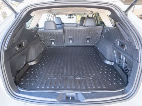 Used 2022 Subaru Outback Limited XT image 20