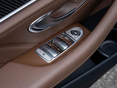 Used 2021 Mercedes-Benz E 63 AMG S image 15