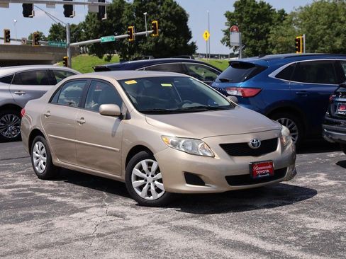 Used 2009 Toyota Corolla XLE FWD image 2