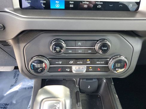 Used 2025 Ford Bronco Big Bend image 24