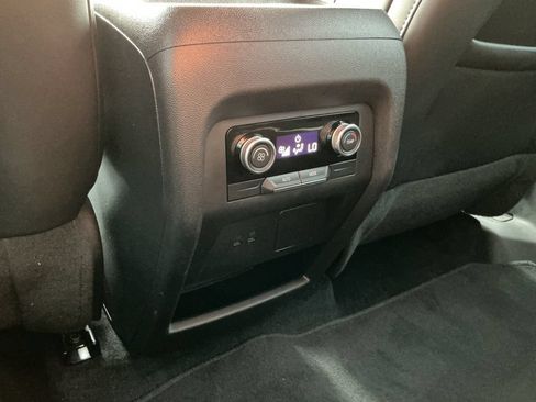 Used 2025 Buick Enclave Preferred FWD image 29