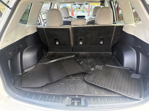 Used 2024 Subaru Forester Premium AWD/4WD image 22