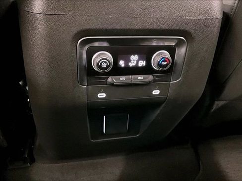 Used 2023 Chevrolet Tahoe LT AWD/4WD image 33