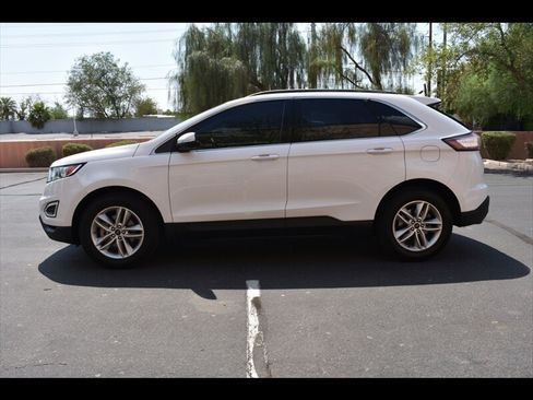 Used 2016 Ford Edge SEL FWD image 4