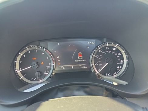 Used 2023 Toyota Highlander XSE FWD image 15
