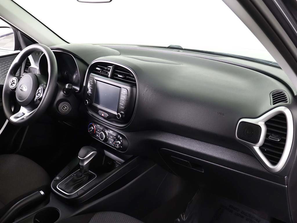 Used 2020 Kia Soul LX FWD image 24