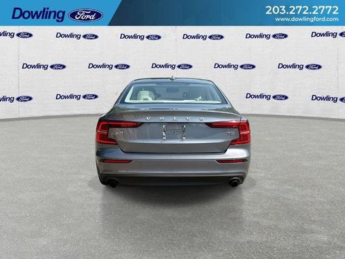 Used 2021 Volvo S60 T5 Momentum w/ Protection Package FWD image 7