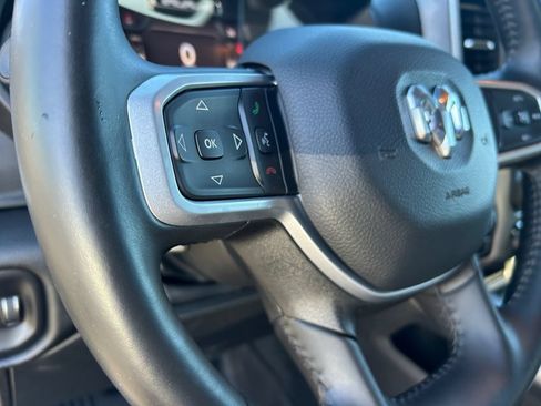 Used 2022 RAM 1500 Big Horn AWD/4WD image 18