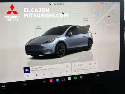 Used 2022 Tesla Model Y Long Range AWD/4WD image 13