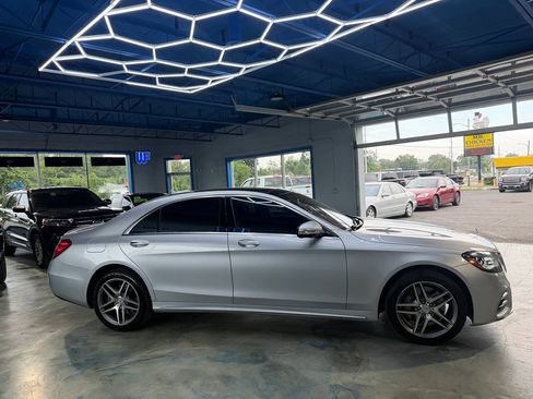 Used 2019 Mercedes-Benz S 560 4MATIC Sedan w/ AMG Line Exterior image 12