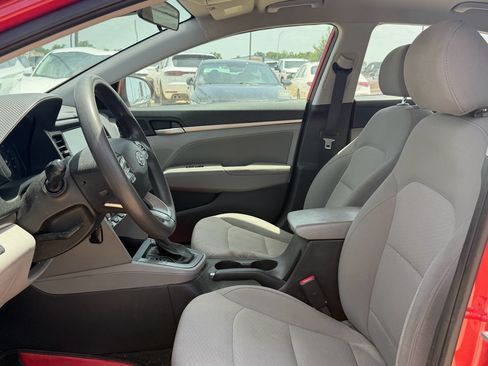 Used 2020 Hyundai Elantra SEL FWD image 8