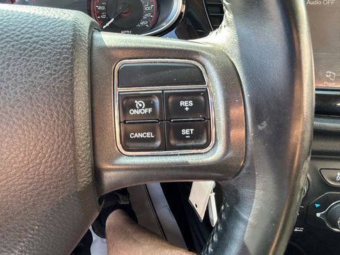 Used 2013 Dodge Dart SXT FWD image 18