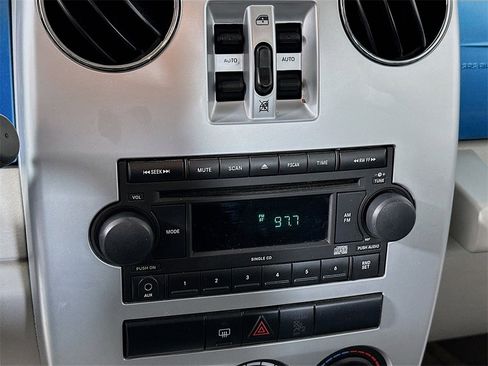 Used 2009 Chrysler PT Cruiser LX image 13