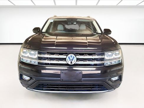 Used 2019 Volkswagen Atlas SE w/ Towing Package FWD image 2