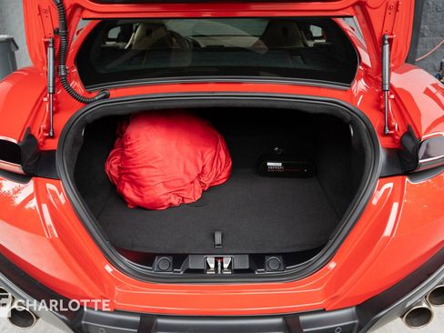Used 2022 Ferrari Roma RWD image 38