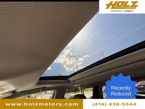 Used 2017 Toyota Highlander XLE AWD/4WD image 18