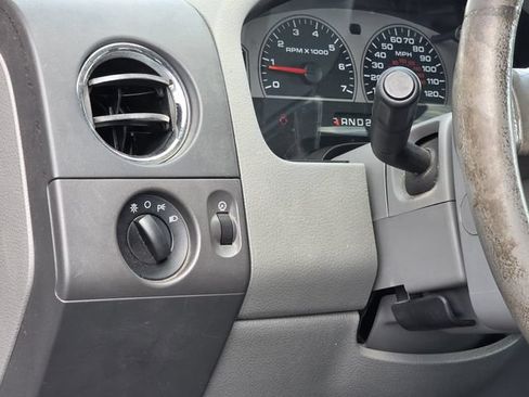 Used 2008 Ford F150 XLT RWD image 10