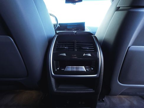 Used 2025 BMW XM image 47