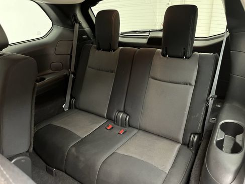 Used 2020 Nissan Pathfinder SV AWD/4WD image 12