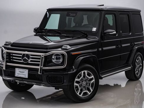 Used 2025 Mercedes-Benz G 550 image 3