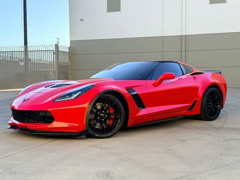 Used 2019 Chevrolet Corvette Z06 image 1