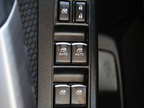 Used 2017 Subaru Forester 2.5i Premium w/ All-Weather Package image 25