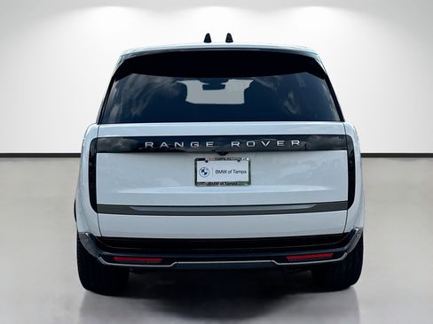 Used 2025 Land Rover Range Rover Long Wheelbase Autobiography AWD/4WD image 4